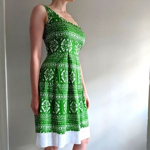 9&CO Patterned Pleated Midi Dress